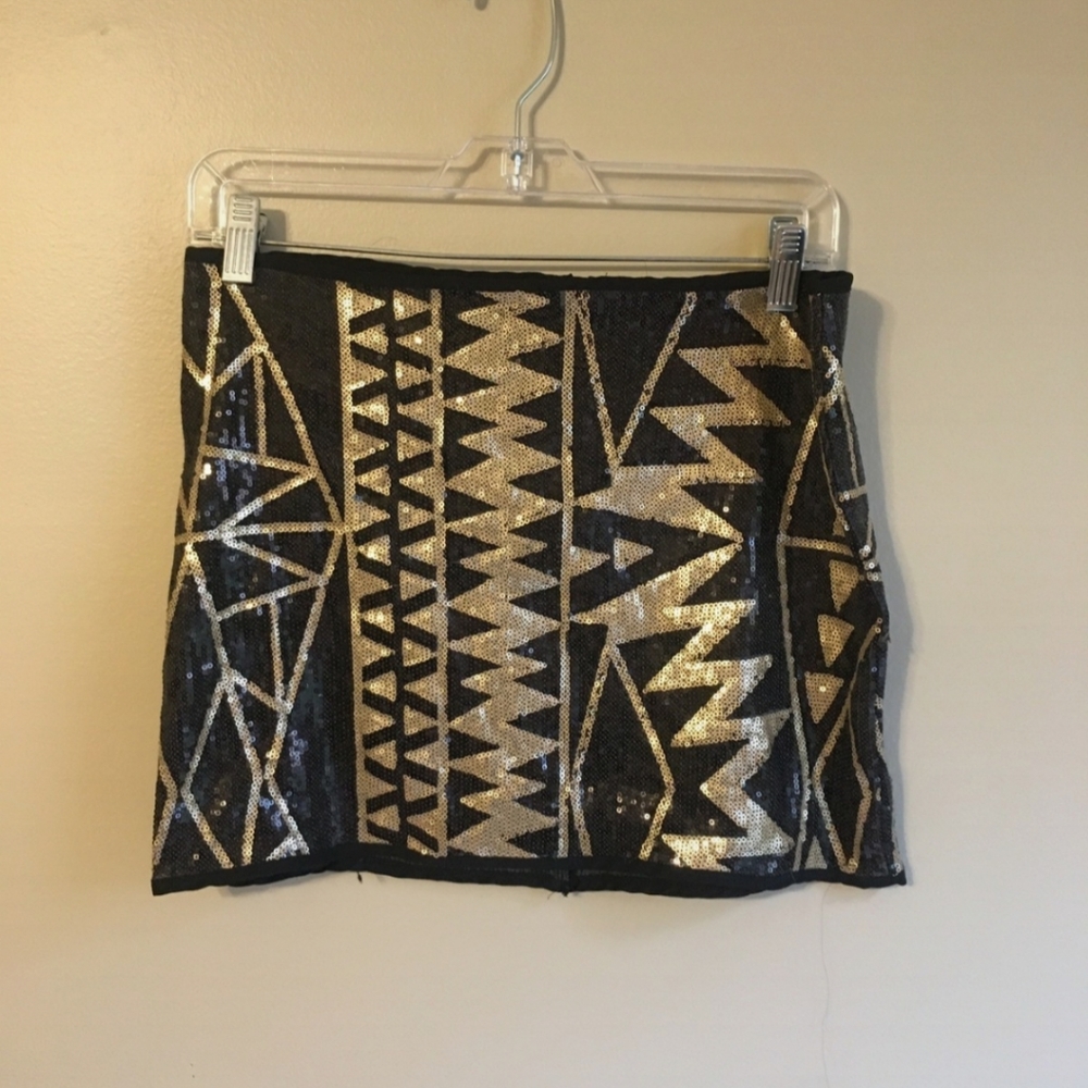 Tyche skirt | size Large